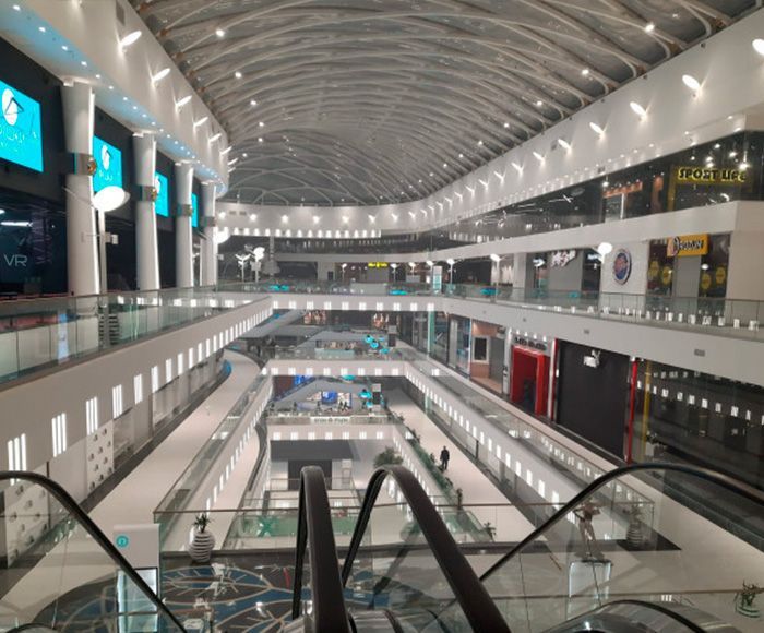 Lighting for shopping malls