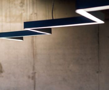 ZIGZAG - Zigzag-shaped light fixtures